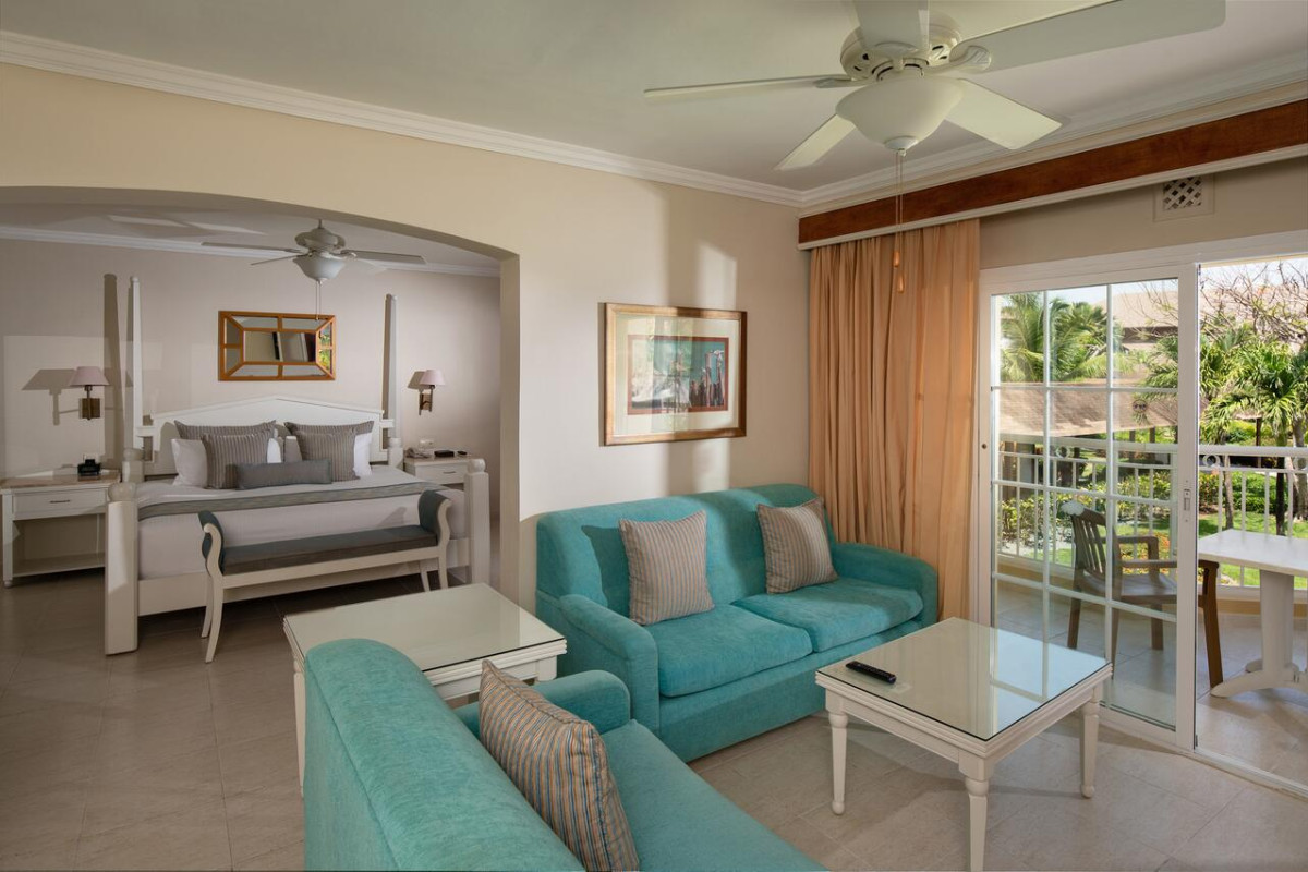Wyndham Alltra Punta Cana All Inclusive Resort