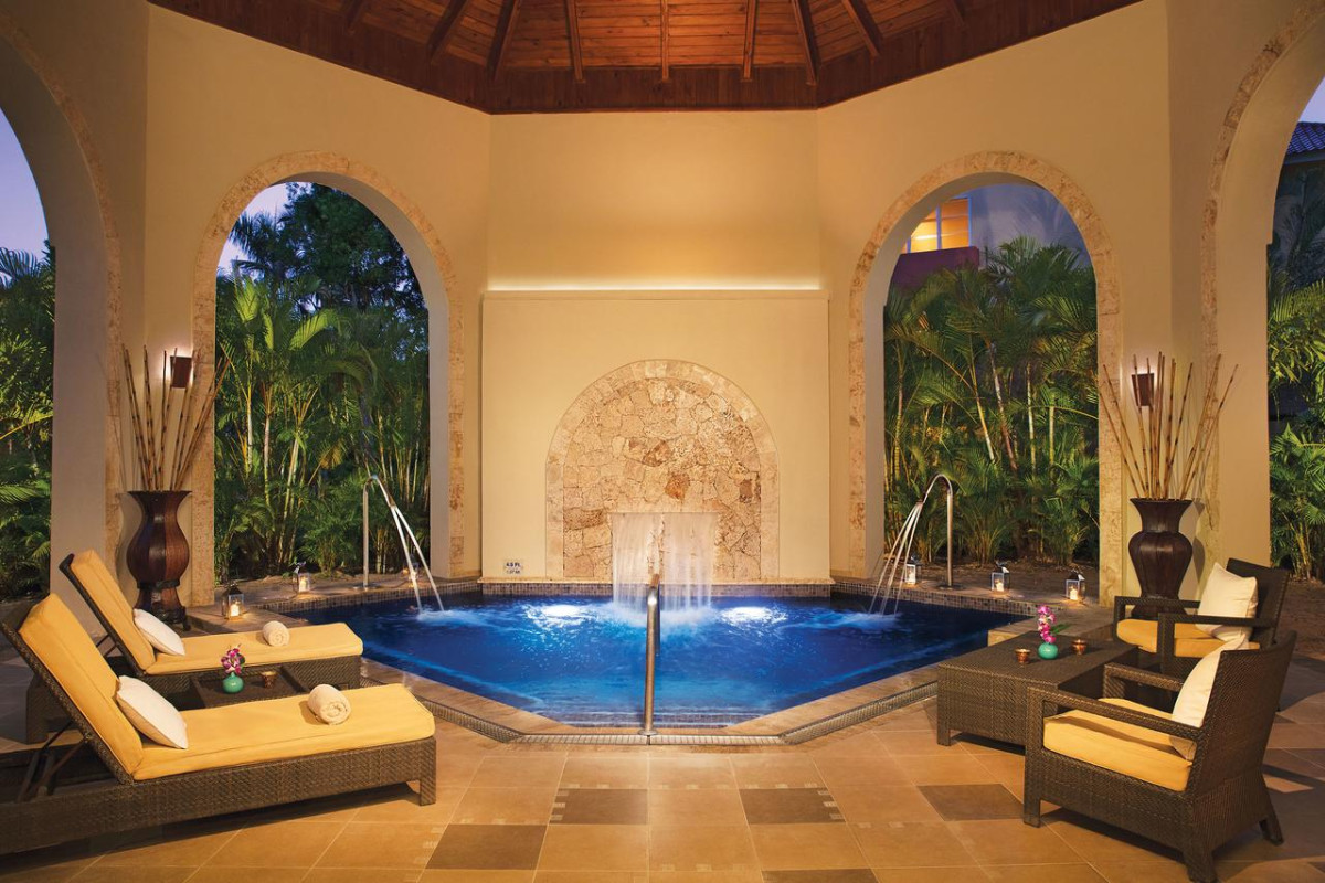 Wyndham Alltra Punta Cana All Inclusive Resort
