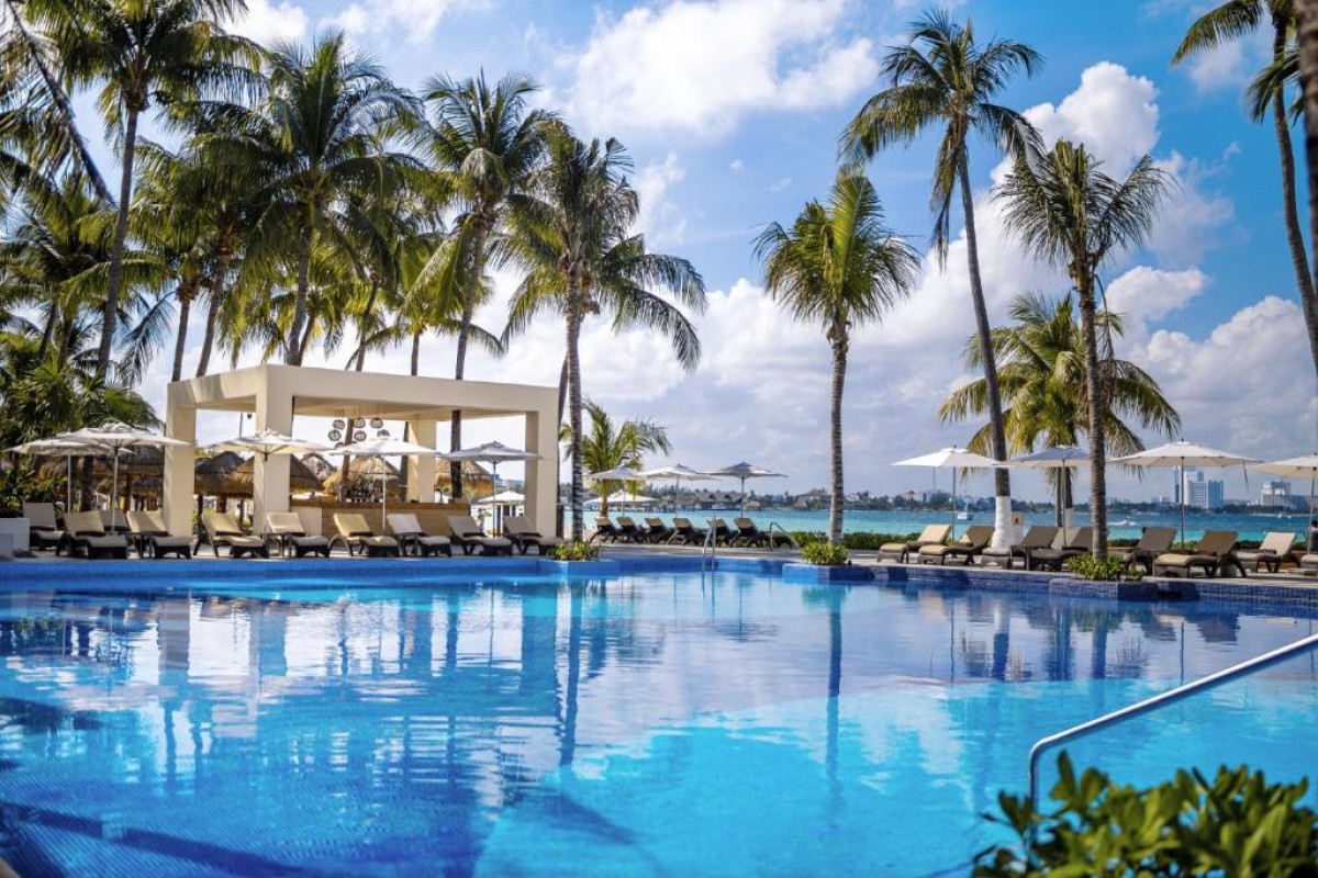 Dreams SANDS CANCUN RESORT  SPA