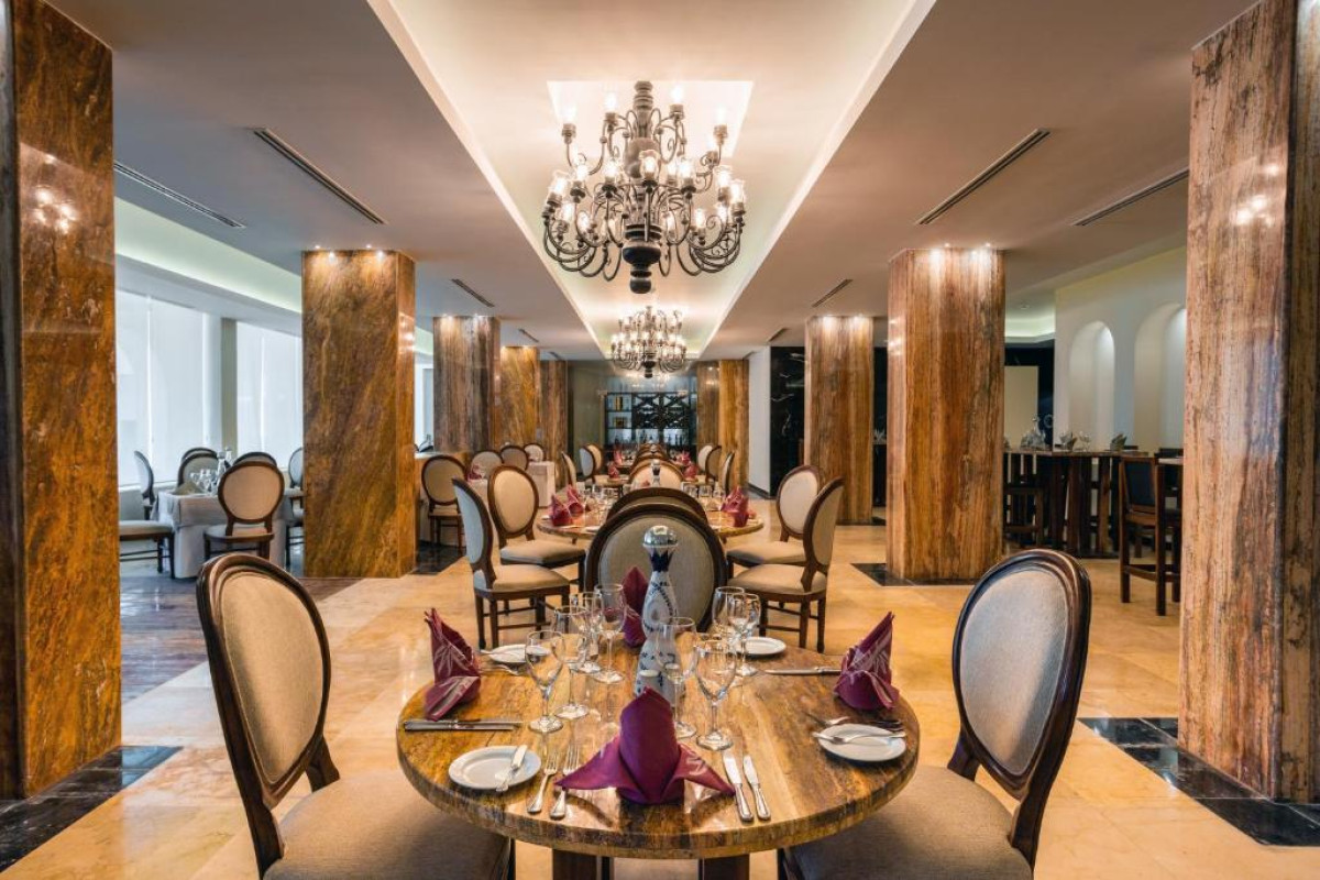 Dreams SANDS CANCUN RESORT  SPA