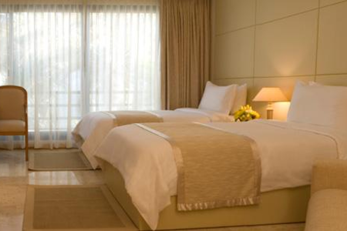 Dubai Marine Beach Resort and Spa