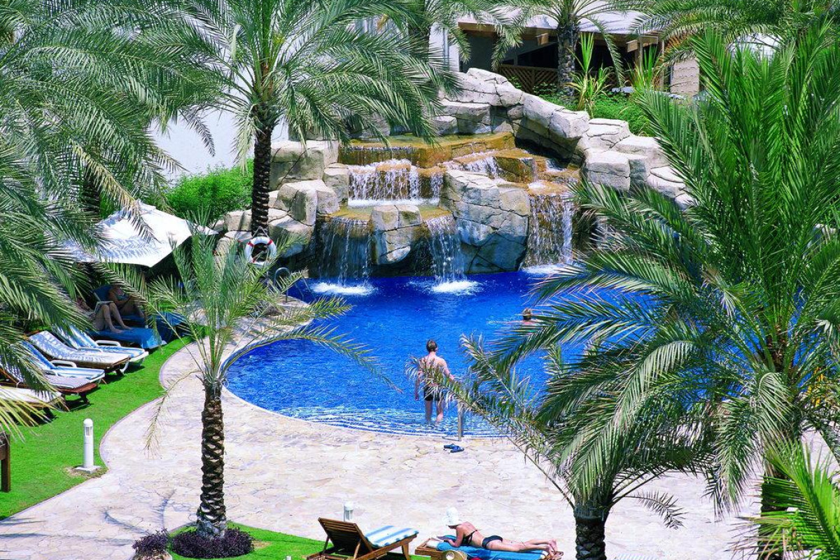 Dubai Marine Beach Resort and Spa