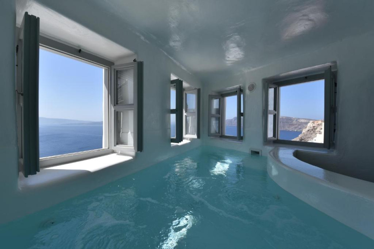 Ducato di Oia Santorini