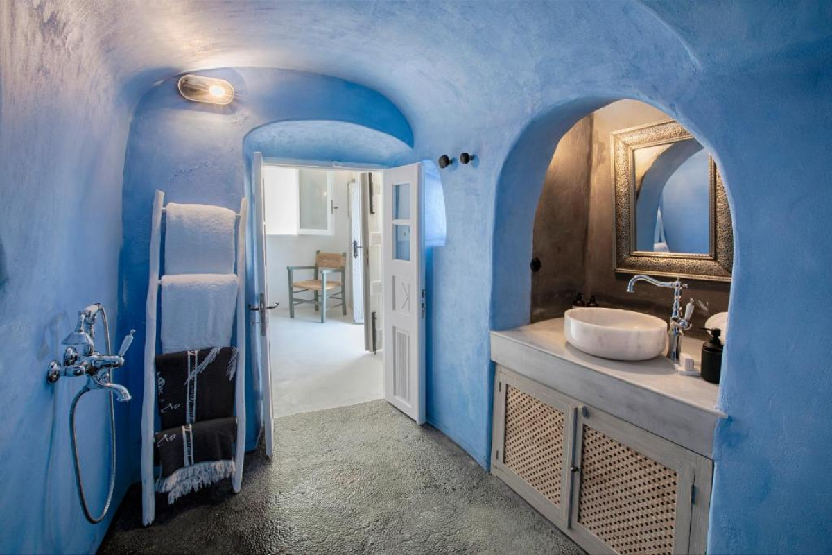 Ducato di Oia Santorini