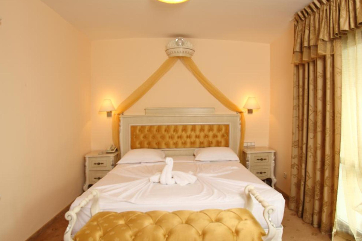 DUNI ROYAL RESORT - HOTEL PELICAN