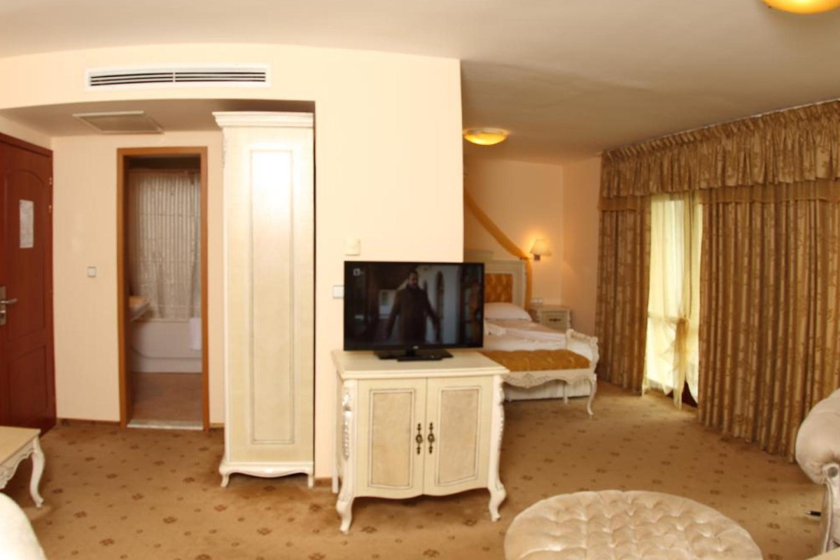 DUNI ROYAL RESORT - HOTEL PELICAN