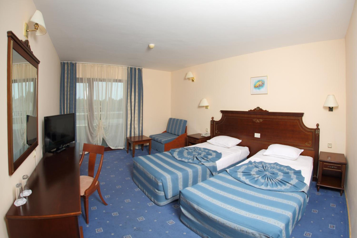 DUNI ROYAL RESORT - HOTEL PELICAN