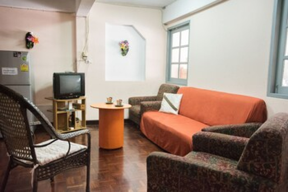 DUTCH GUESTHOUSE