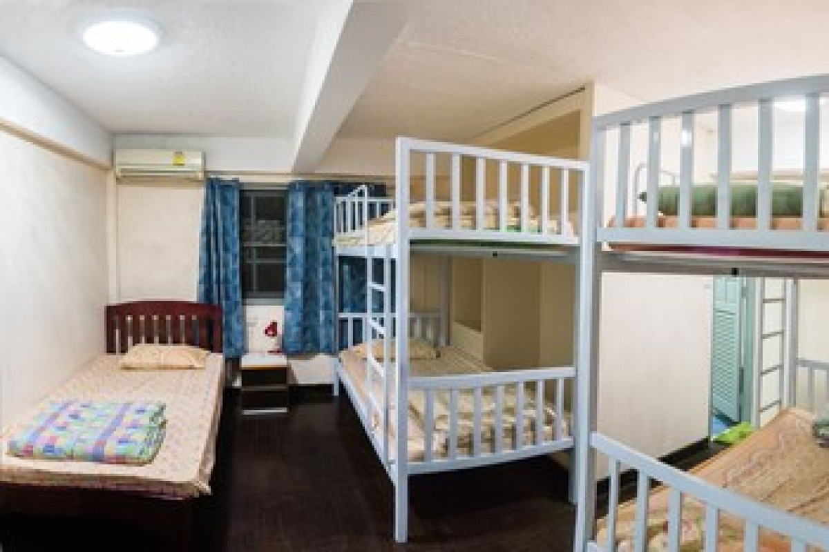 DUTCH GUESTHOUSE