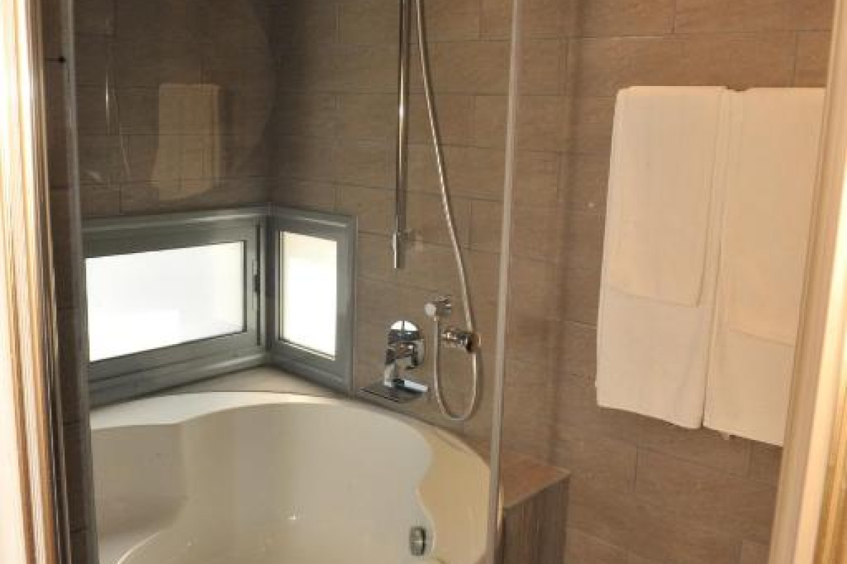 E HOTEL SPA  RESORT