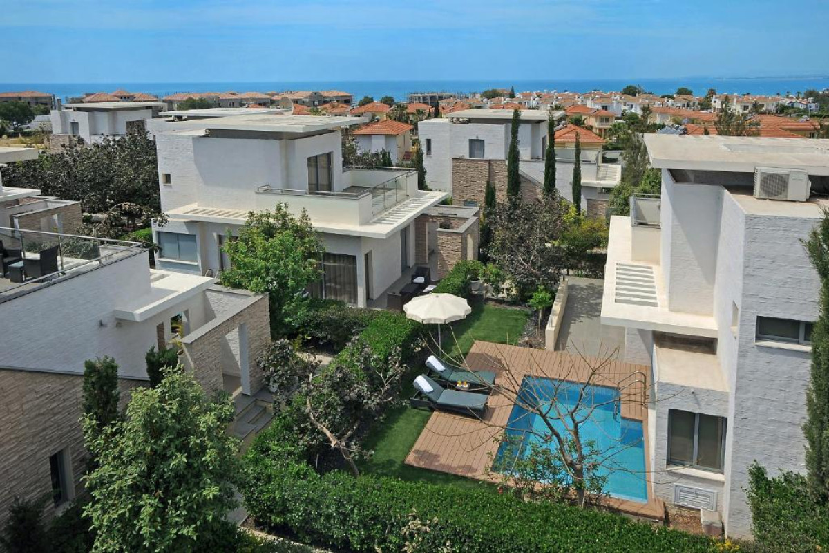 E HOTEL SPA  RESORT