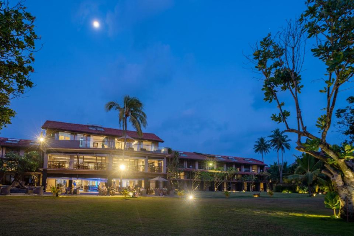 Earl’s Regent Beruwala Resort
