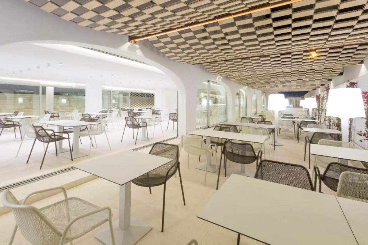 Ebano Hotel Apartments & Spa