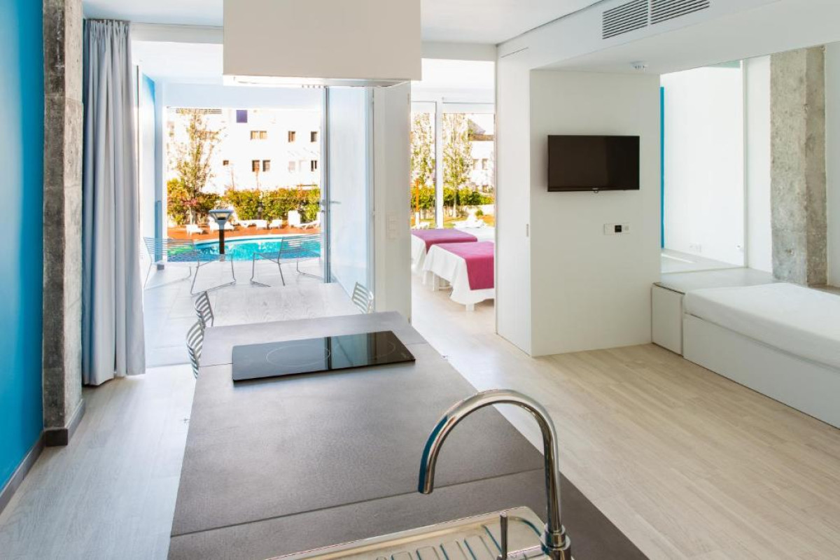 Ebano Hotel Apartments & Spa