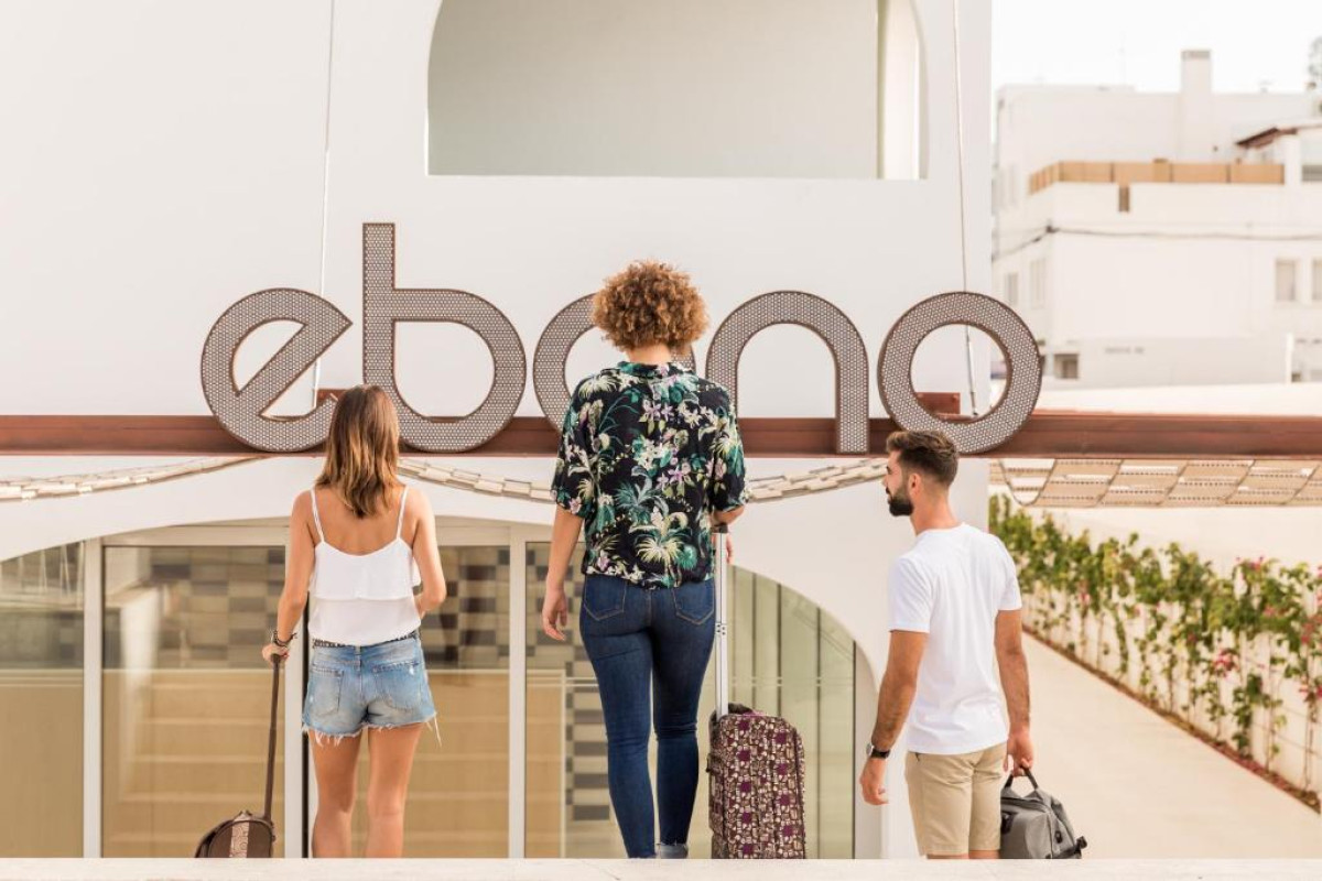 Ebano Hotel Apartments & Spa