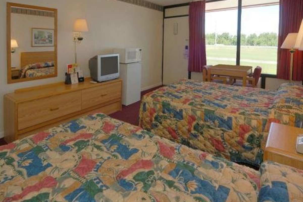 ECONO LODGE OAK GROVE