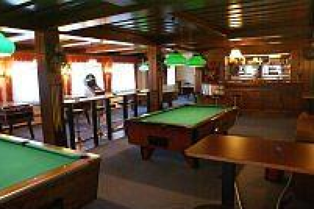 Edelweiss - Bierhotel Loncium