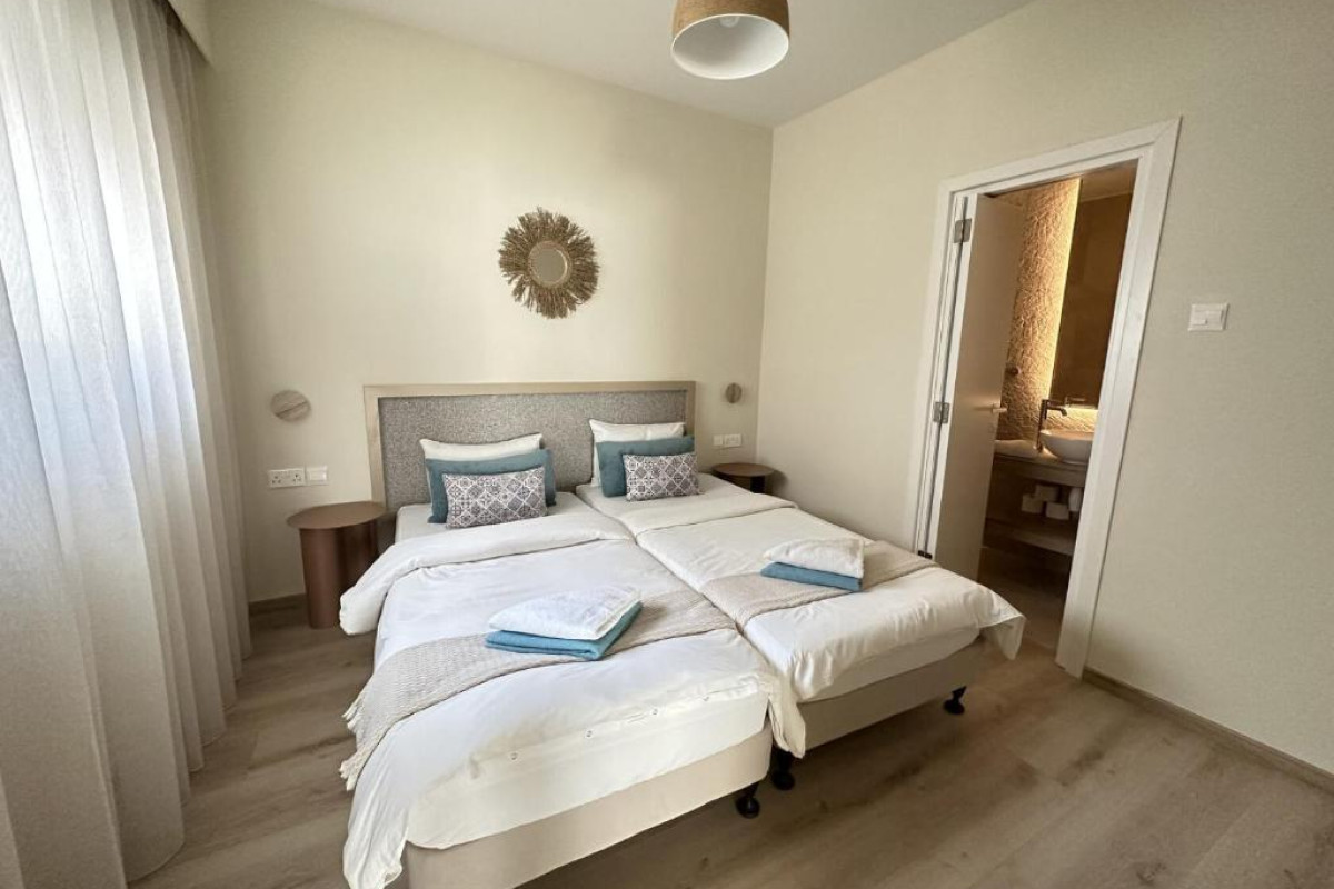 Eden Beach Apartments