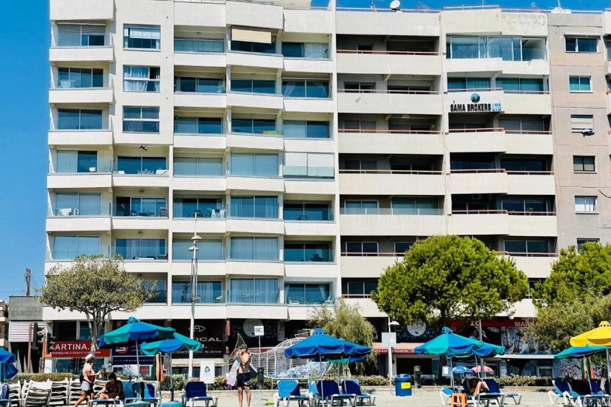 Eden Beach Apartments