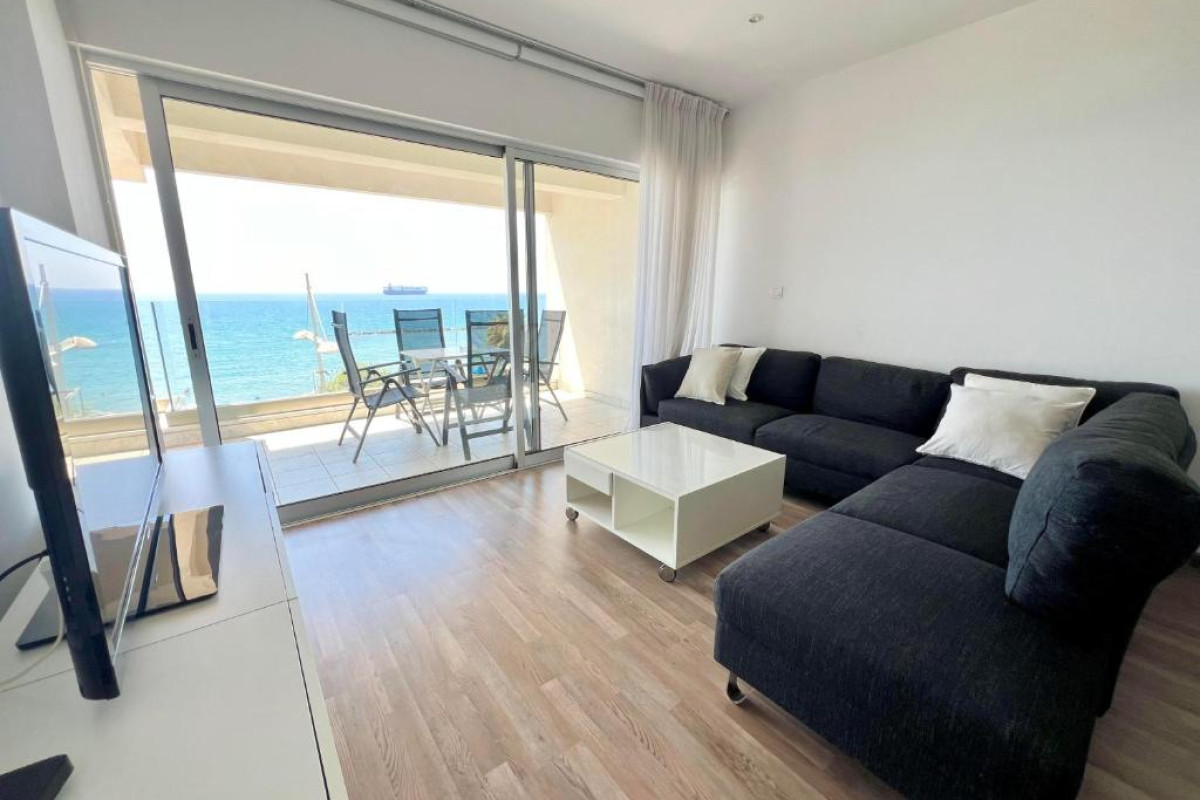Eden Beach Apartments