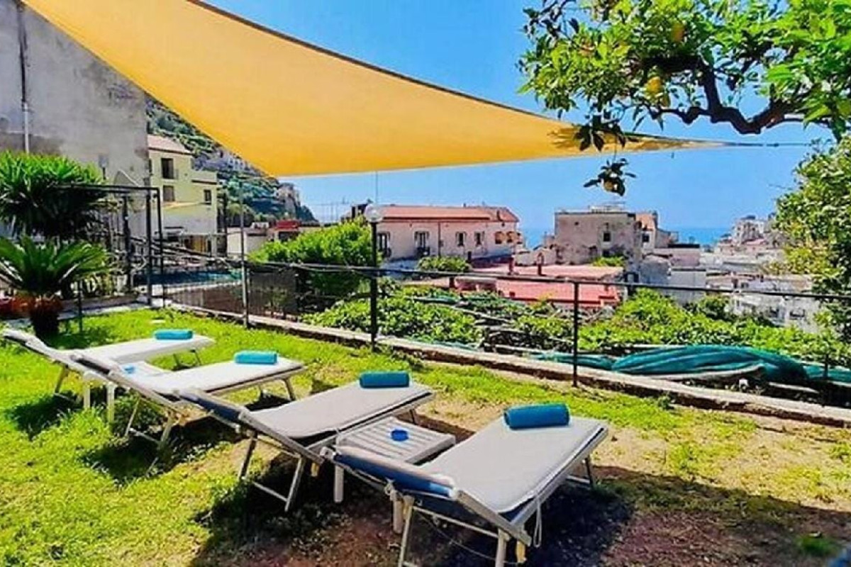 Eden Holiday Apartment