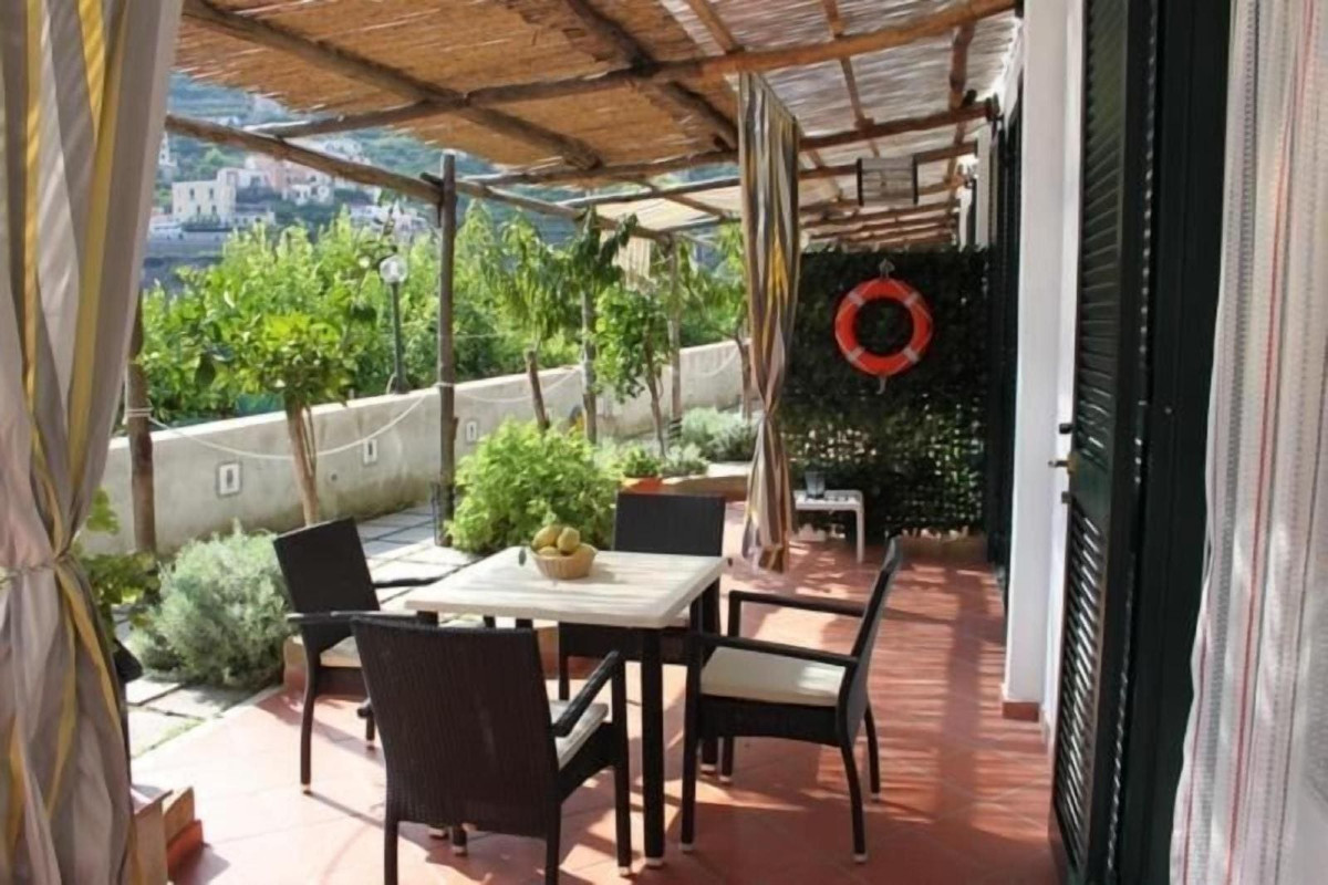 Eden Holiday Apartment