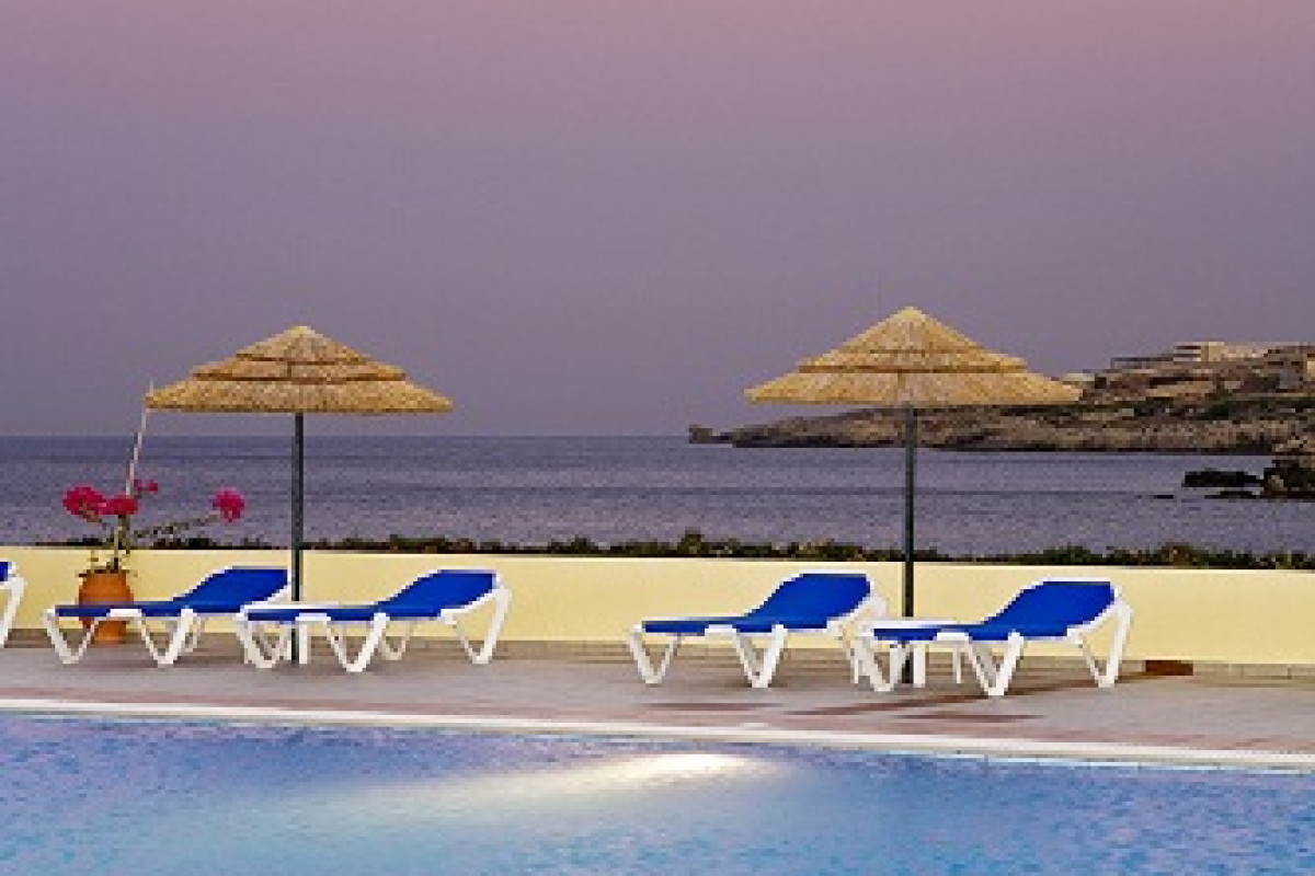 Eden Roc Resort & Bugalows