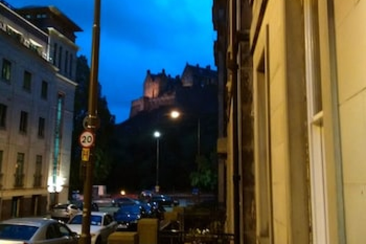 EDINBURGH NINE
