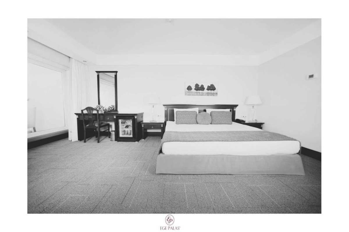 Ege Palas Hotel