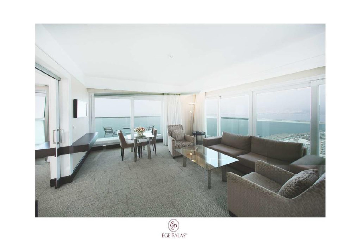 Ege Palas Hotel