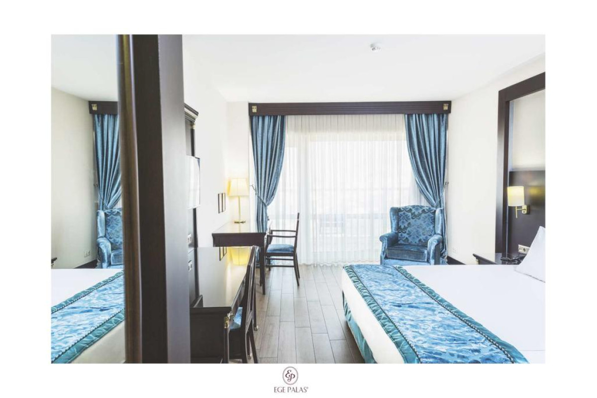 Ege Palas Hotel