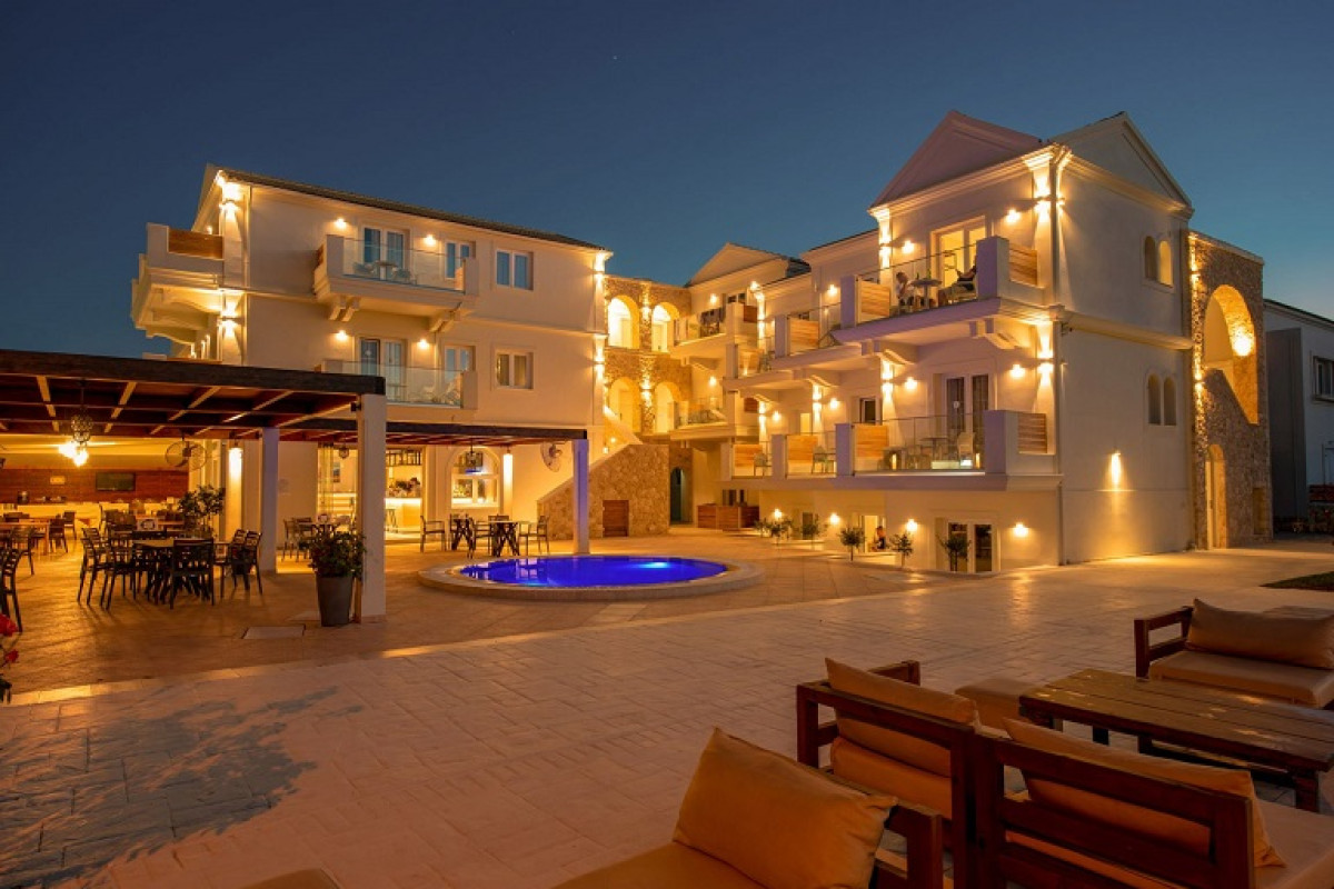 Ekati Mare Lifestyle Resort