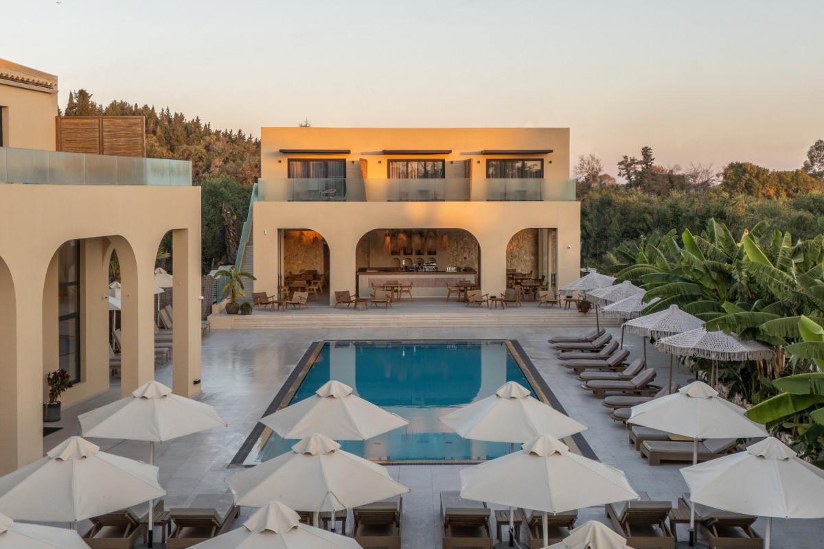 Ekati Mare Lifestyle Resort