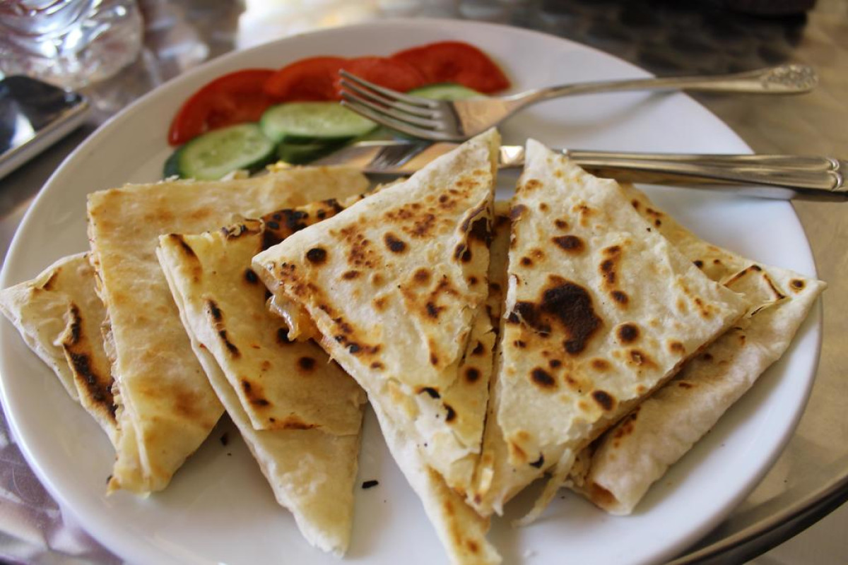 ELAA CAVE HOTEL