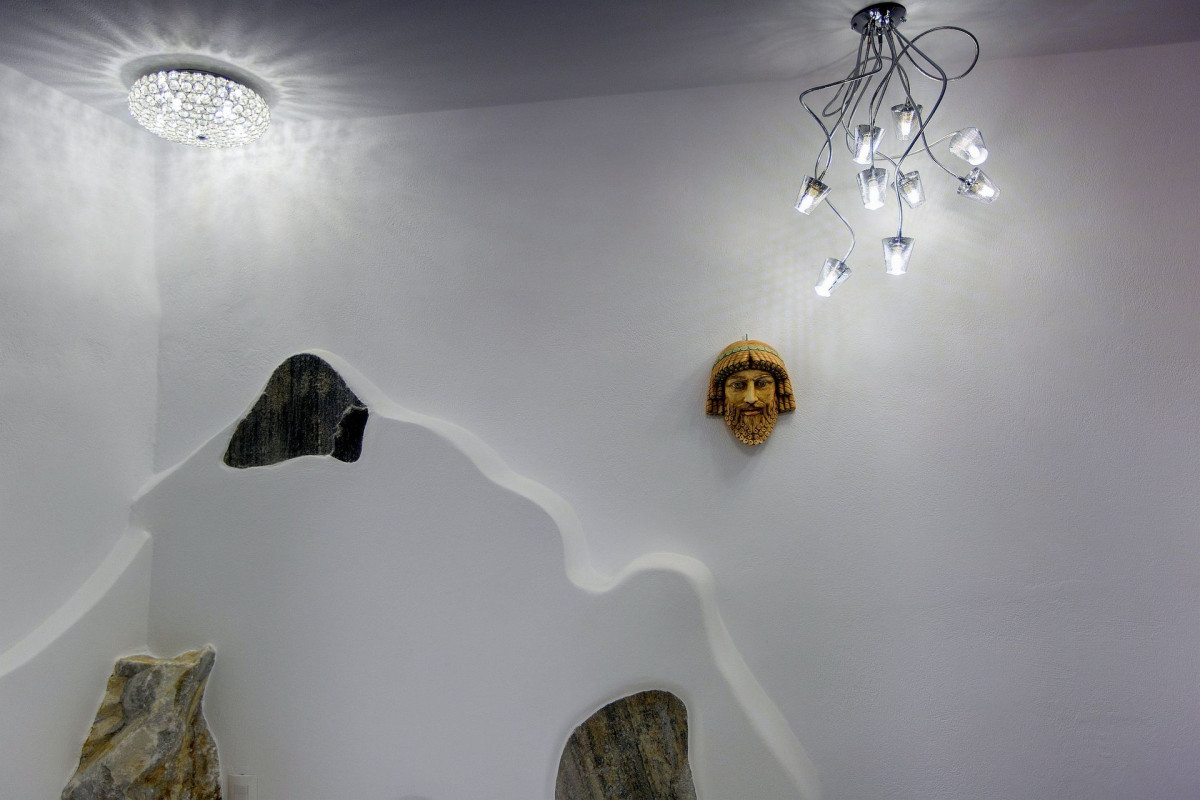 ELaiolithos