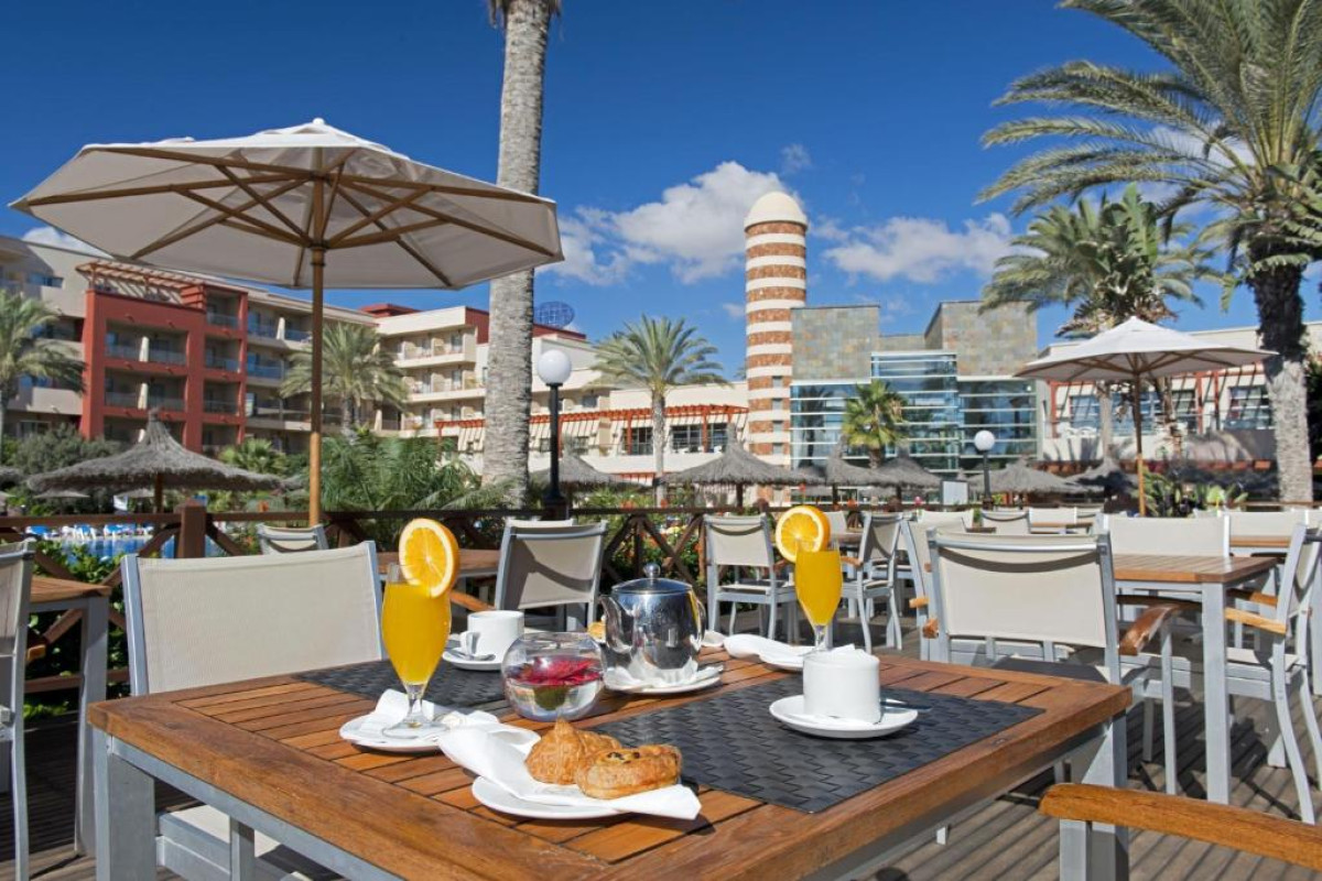 Elba Carlota Beach & Golf Resort