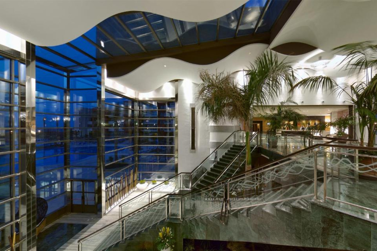 Elba Carlota Beach & Golf Resort