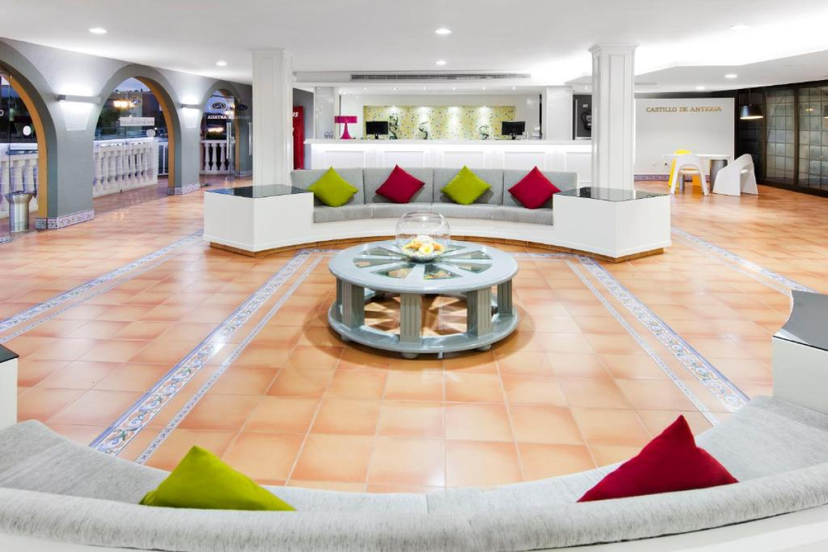 Elba Castillo San Jorge & Antigua Suite Hotel