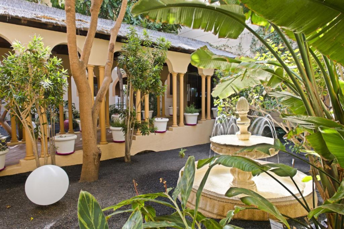 Elba Lucia sport and suite Hotel