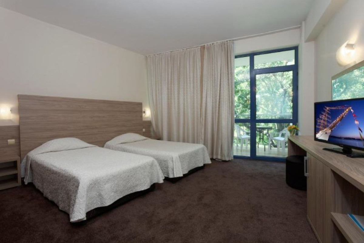 ELENA HOTEL