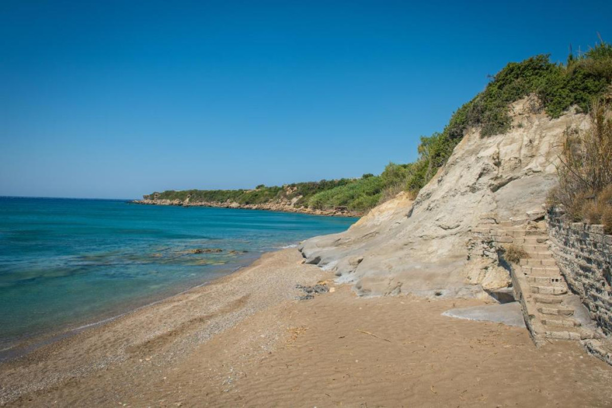 Elena's Beach Garden