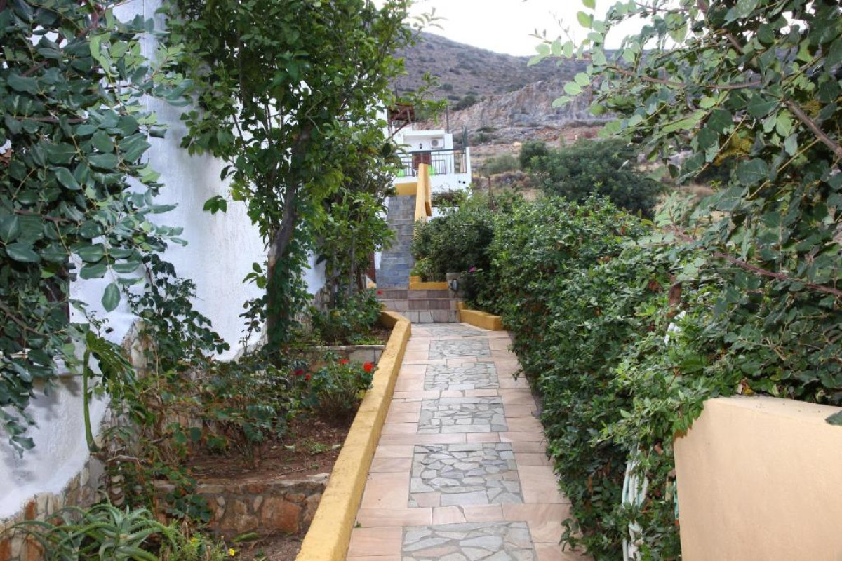 Elgoni Apartments