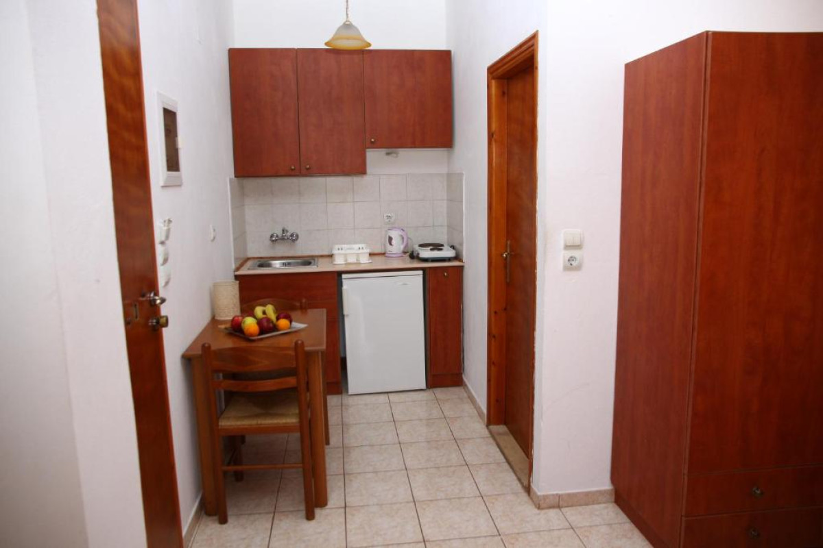 Elgoni Apartments