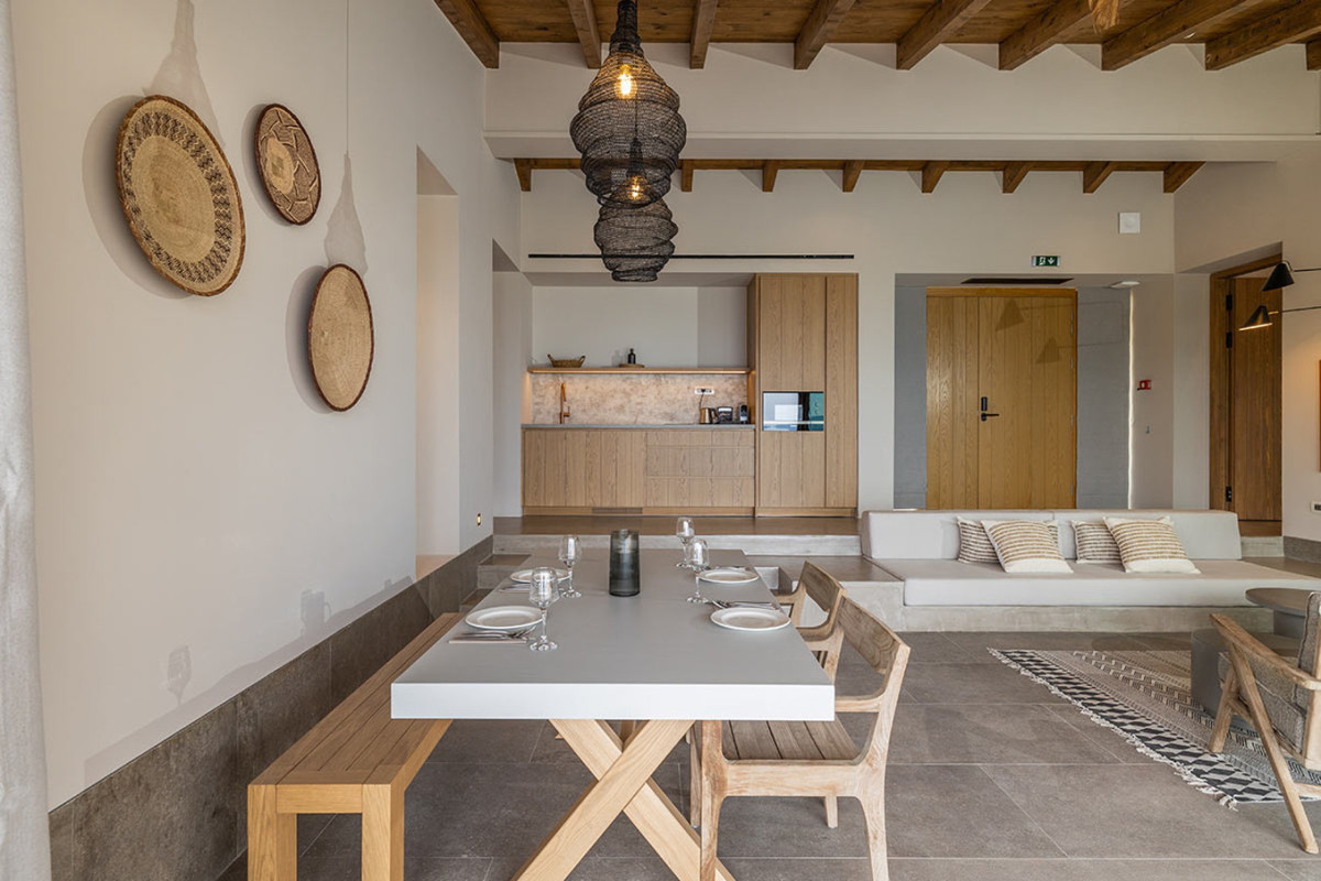 ELIAMOS VILLAS HOTEL AND SPA