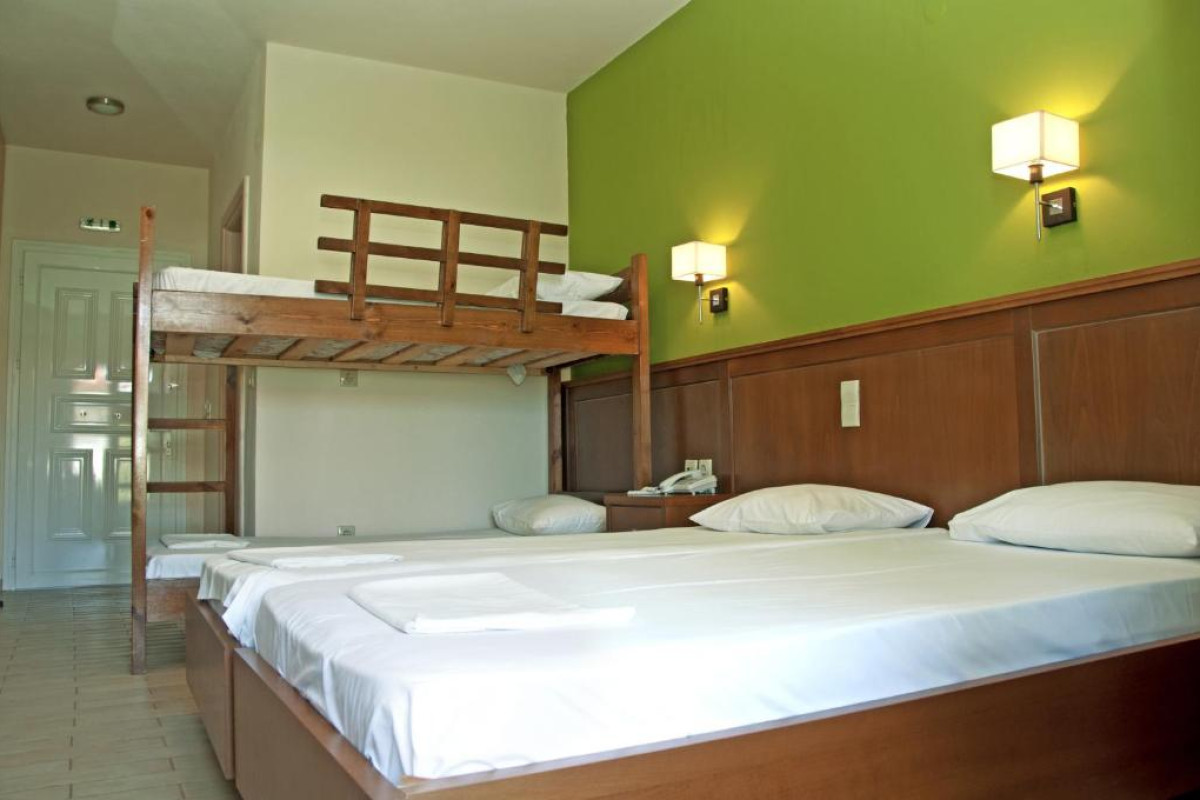 Elina Hotel