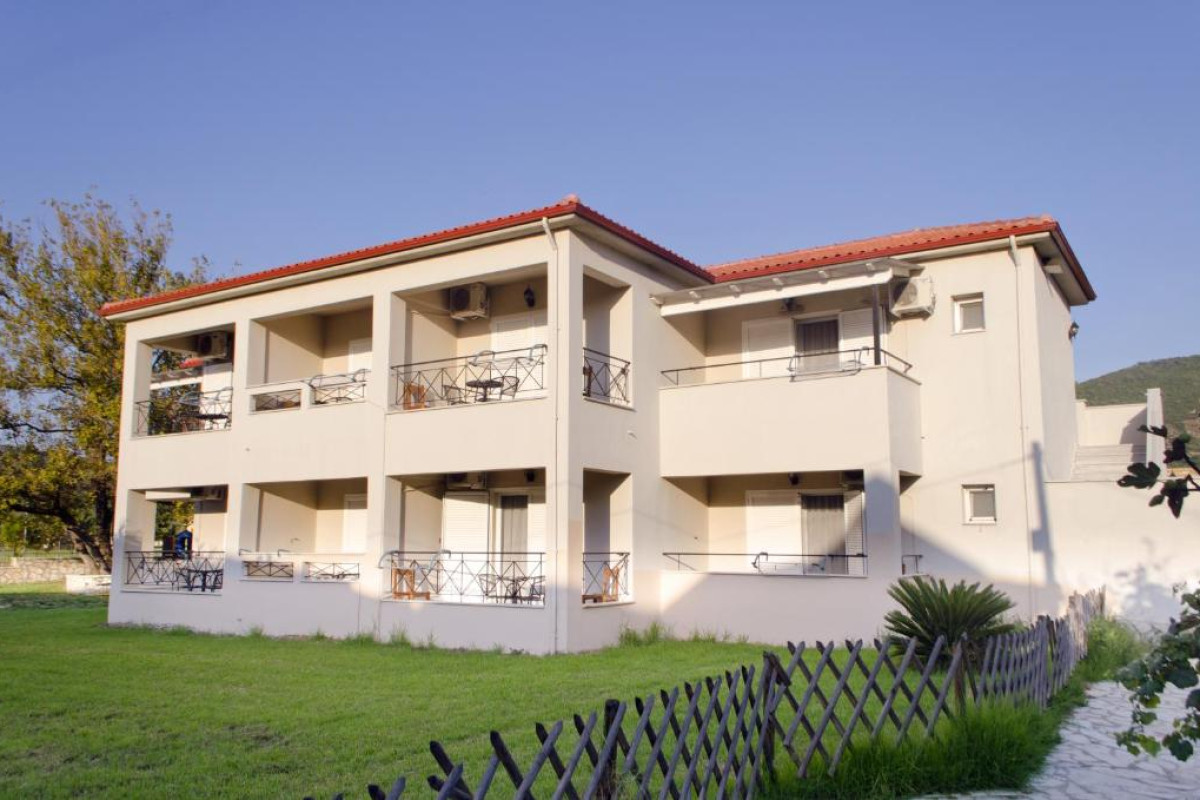 Elina Hotel