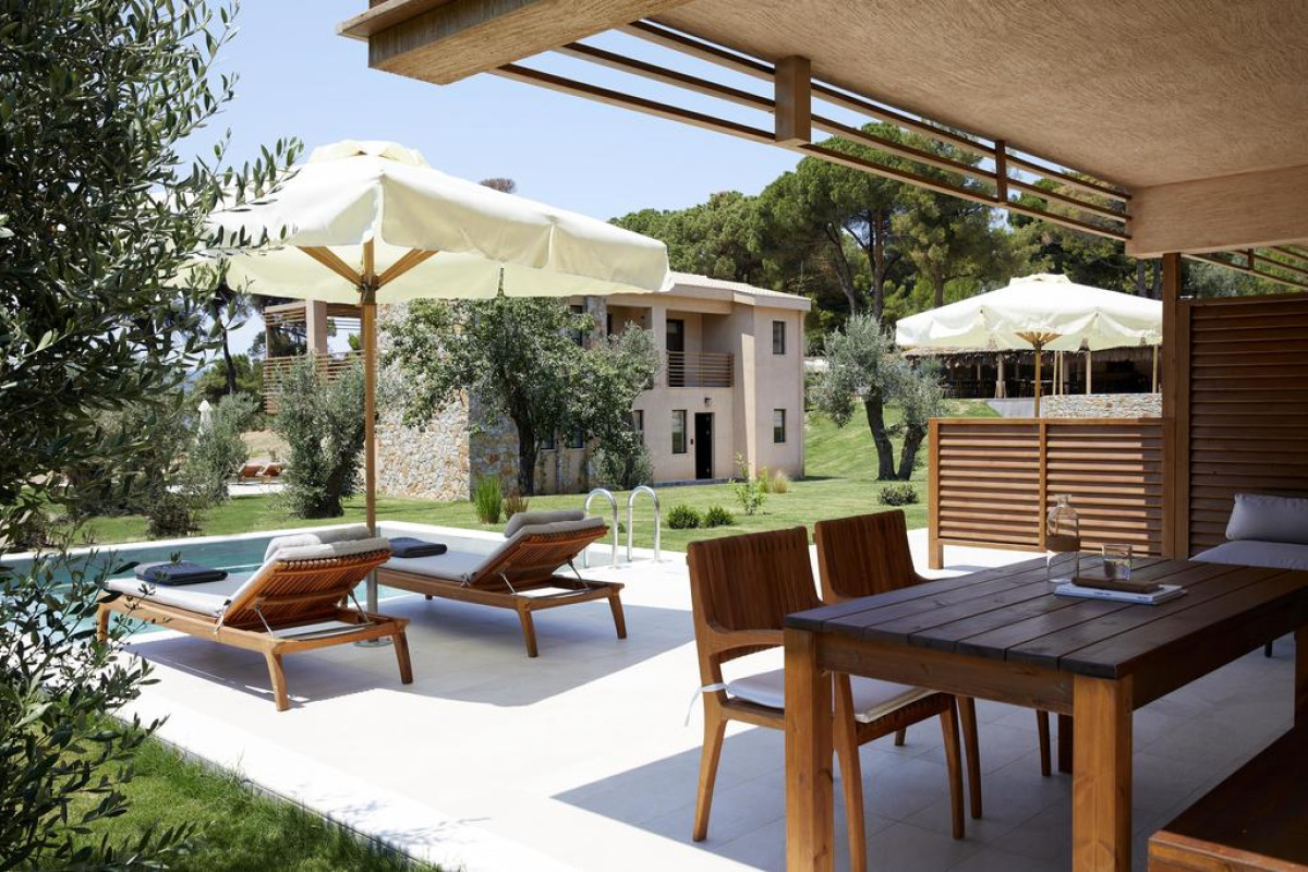 Elivi Skiathos (Koukounaries)
