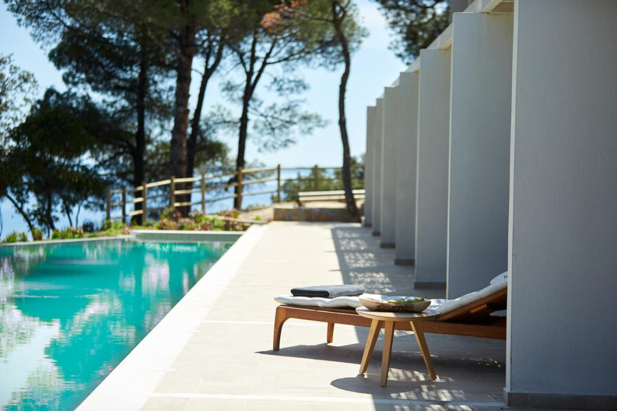 Elivi Skiathos (Koukounaries)