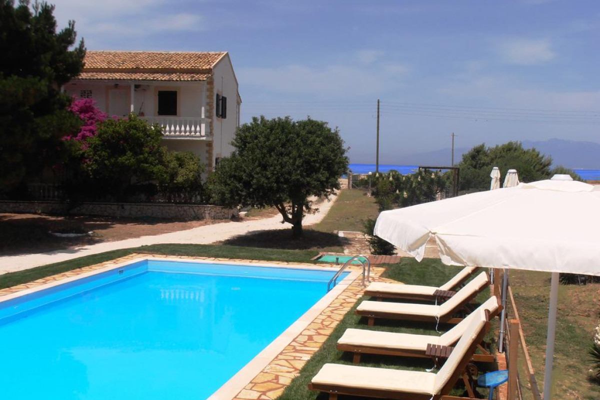 ELLI BEACH VILLAS