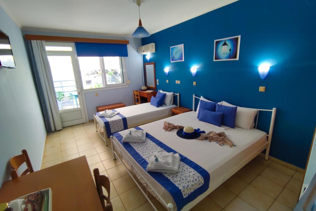 Ellinas Hotel